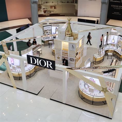 dior pop up event.